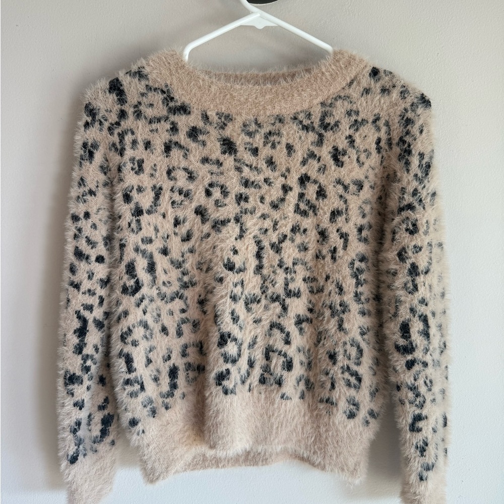 Mi Ami Leopard Print Fuzzy Eyelash Knit‎ Sweater Tan Black Crewneck Pullover 110